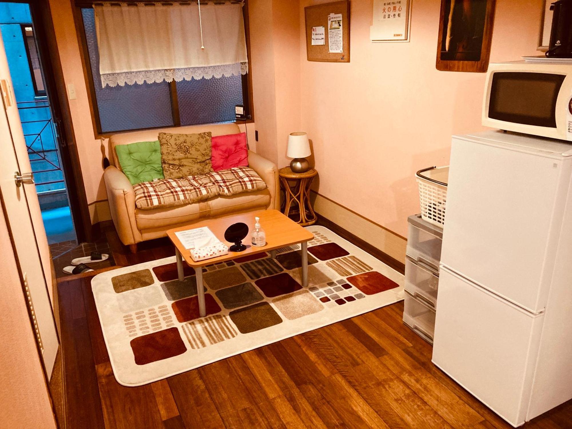 Hostel Hakuseiso Naha Bagian luar foto
